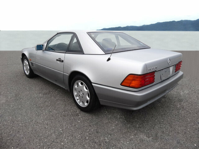 MERCEDES-BENZ SL 320
