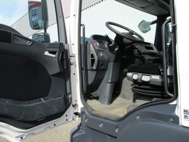 MAN TGM