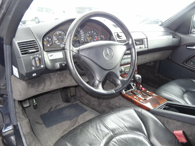 MERCEDES-BENZ SL 320
