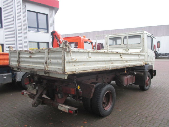 DAIMLER-BENZ -