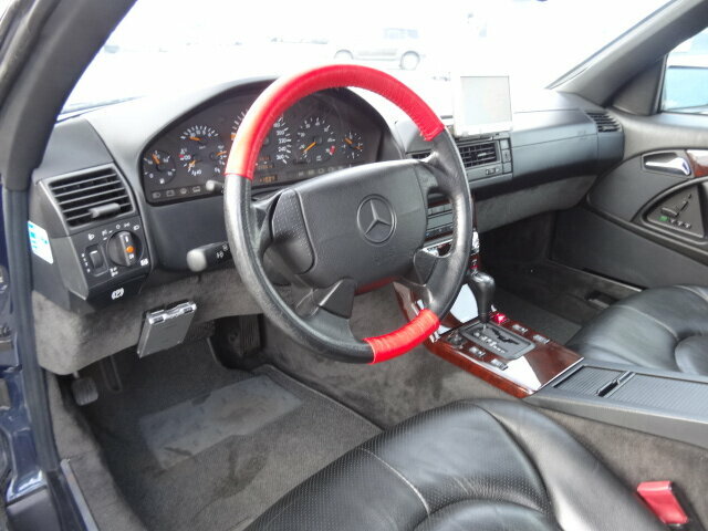 MERCEDES-BENZ SL 320