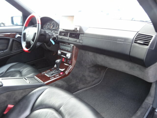 MERCEDES-BENZ SL 320