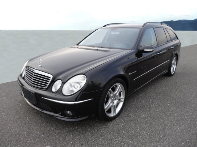 MERCEDES-BENZ E 55