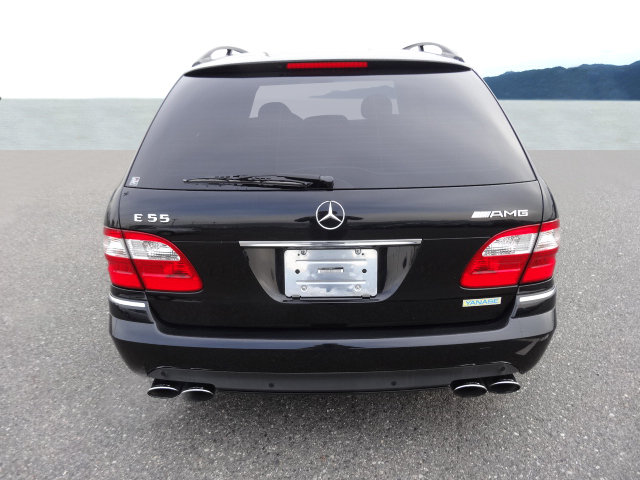 MERCEDES-BENZ E 55