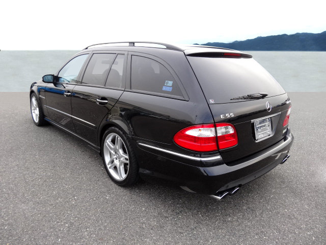 MERCEDES-BENZ E 55