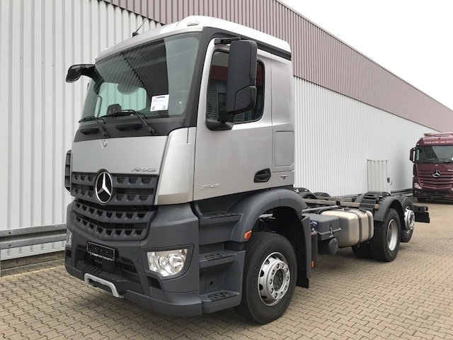Mercedes-BenzArocs