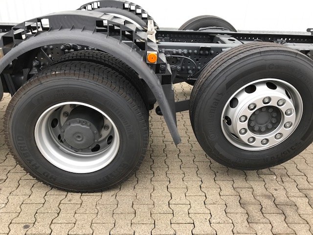 DAIMLER-BENZ Arocs