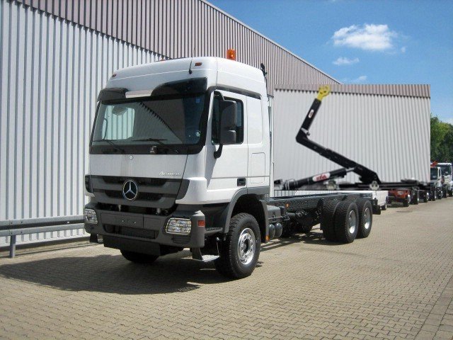 Mercedes-BenzActros