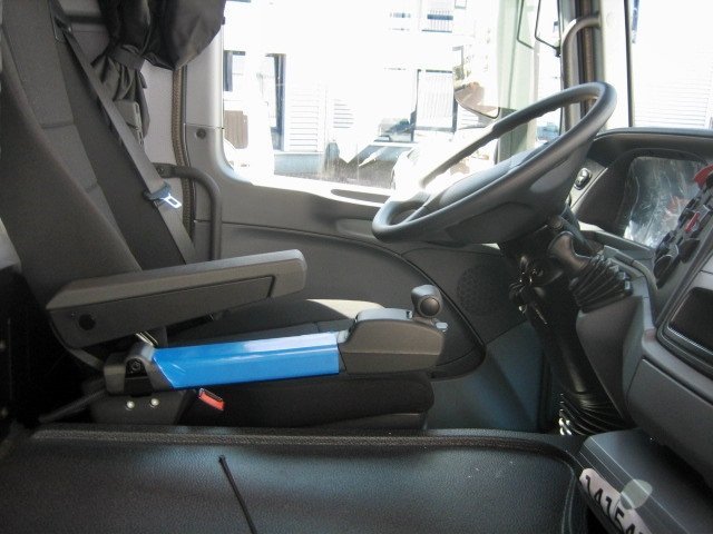 DAIMLER-BENZ Actros