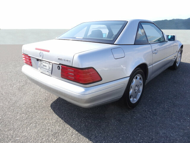 MERCEDES-BENZ SL 320
