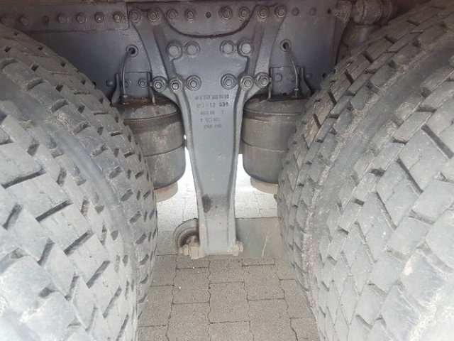 DAIMLER-BENZ Actros 3