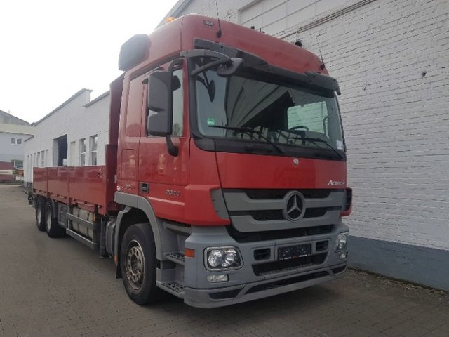 DAIMLER-BENZ Actros 3