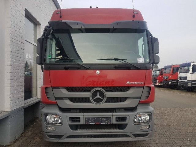 DAIMLER-BENZ Actros 3