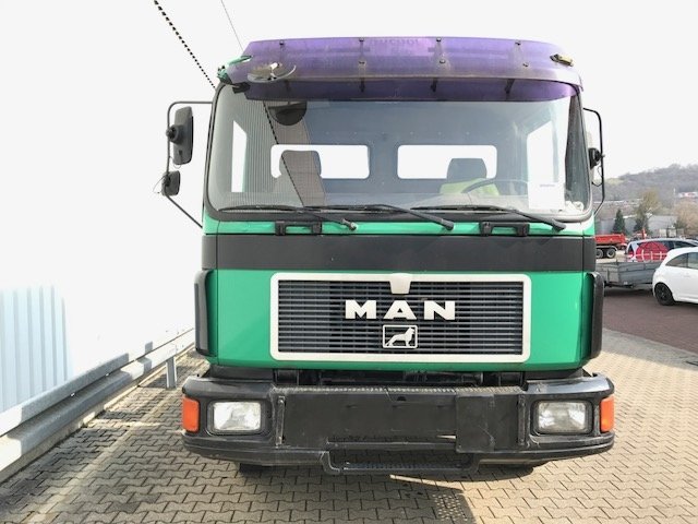 MAN M05