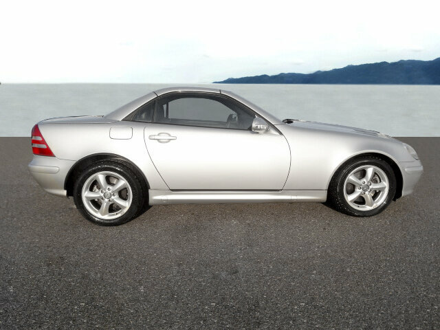 MERCEDES-BENZ SLK 320