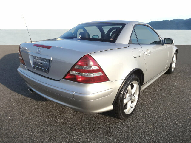 MERCEDES-BENZ SLK 320