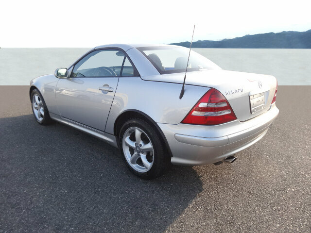 MERCEDES-BENZ SLK 320