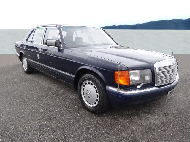 MERCEDES-BENZ 560