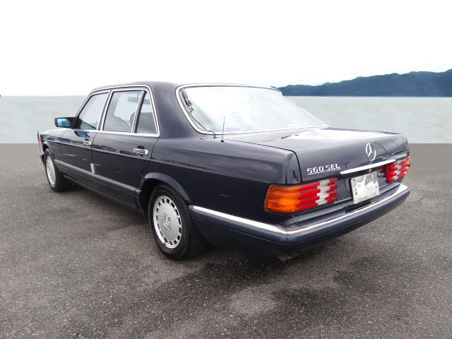 MERCEDES-BENZ 560