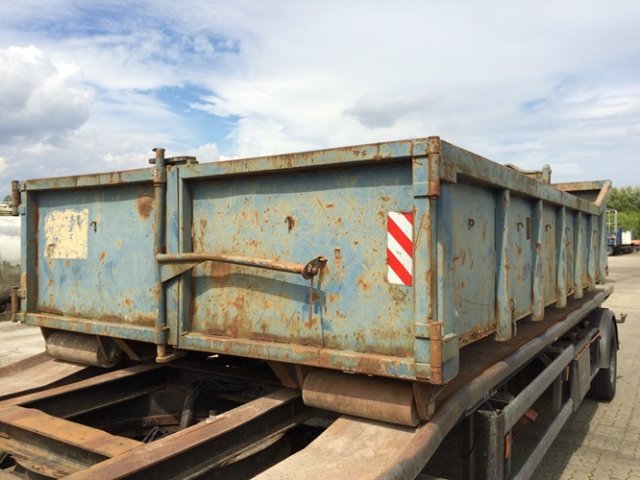 - Abrollcontainer