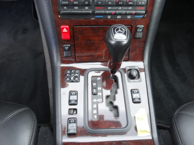 MERCEDES-BENZ S 600