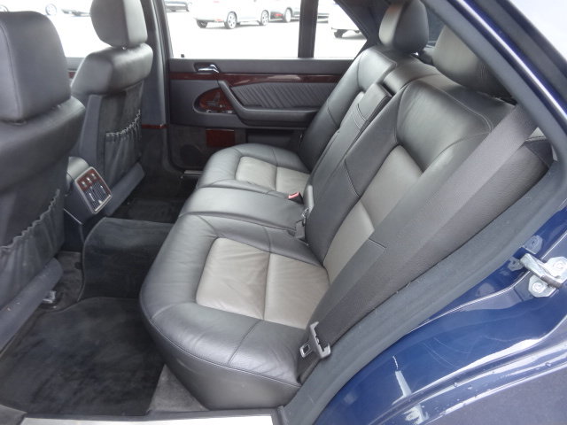 MERCEDES-BENZ S 600