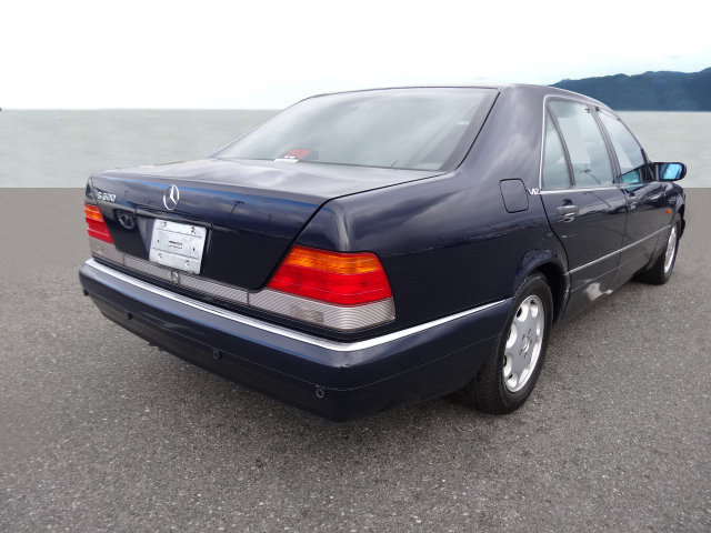 MERCEDES-BENZ S 600
