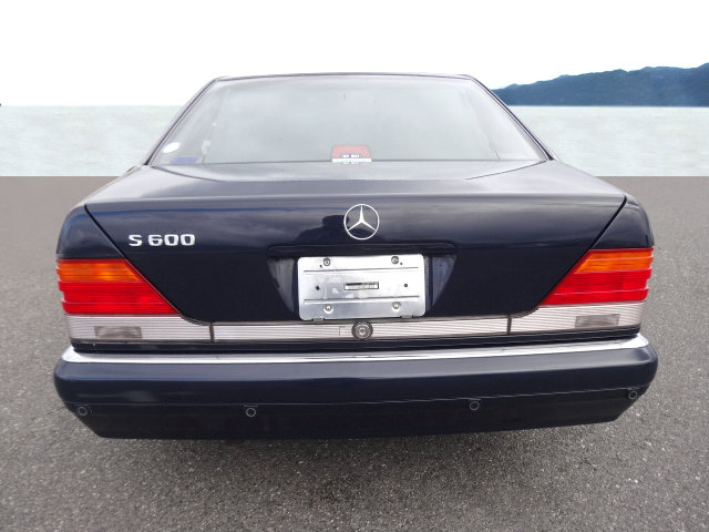 MERCEDES-BENZ S 600