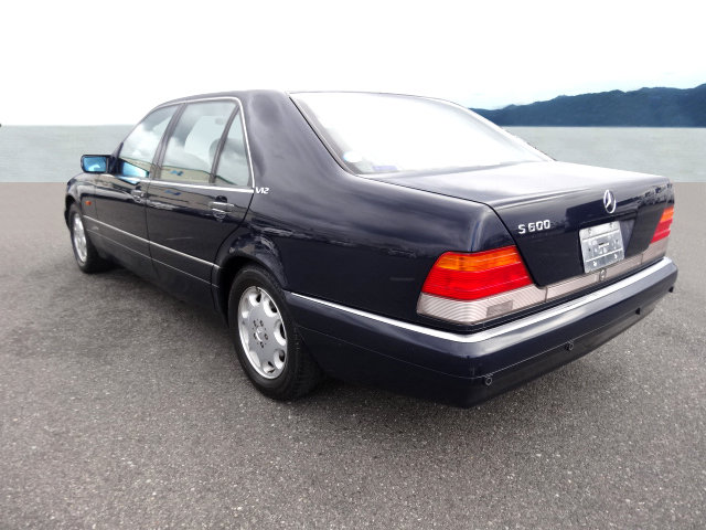 MERCEDES-BENZ S 600