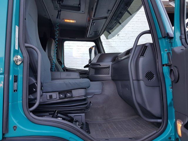 VOLVO FM