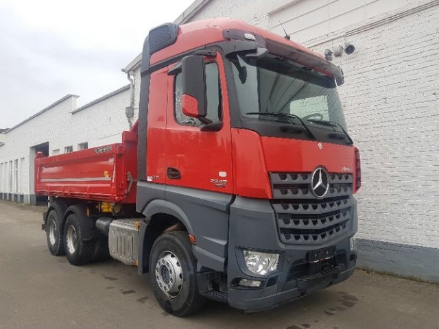 DAIMLER-BENZ Arocs