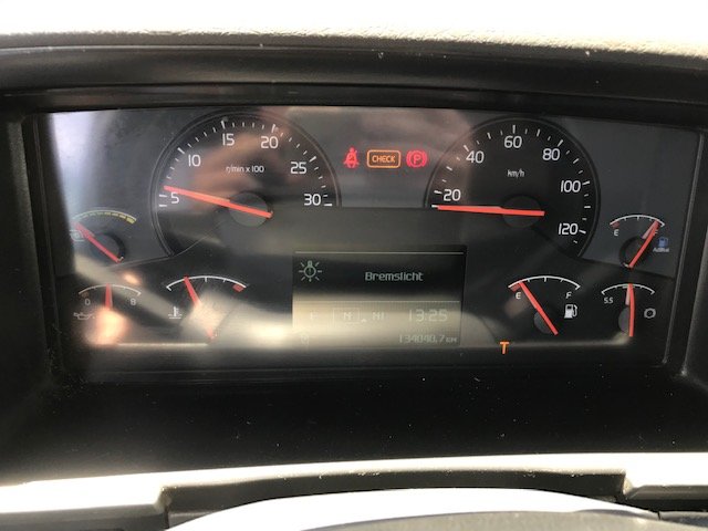 VOLVO (S) FM