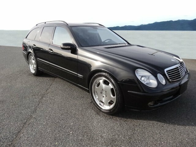MERCEDES-BENZ E 500