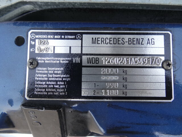 MERCEDES-BENZ 300 SE