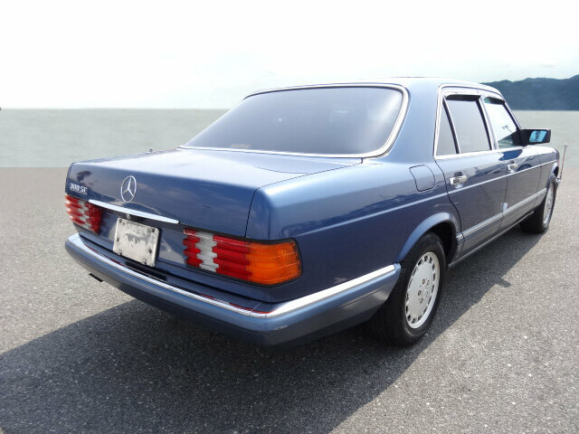 MERCEDES-BENZ 300 SE