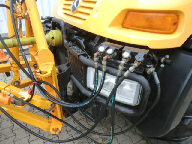 UNIMOG U