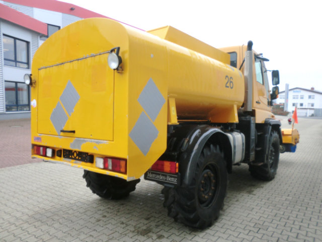 UNIMOG U