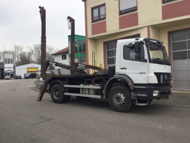 DAIMLER-BENZ Axor