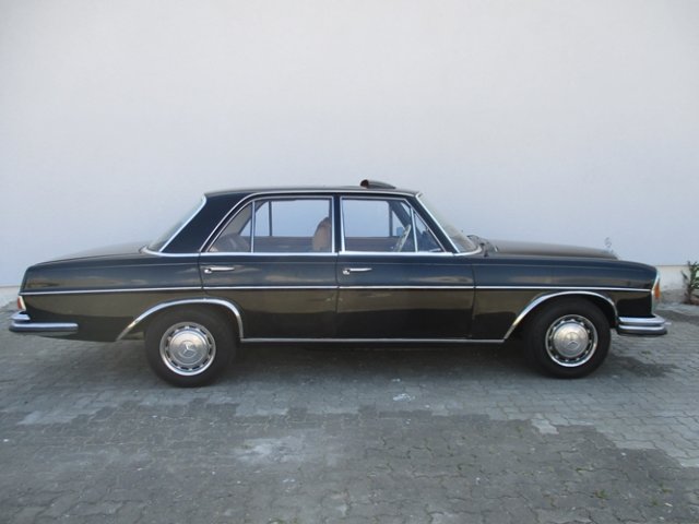 MERCEDES-BENZ 280