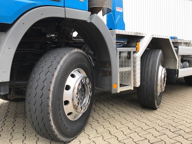 DAIMLER-BENZ Actros