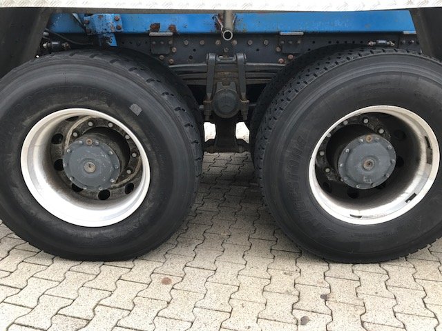 DAIMLER-BENZ Actros