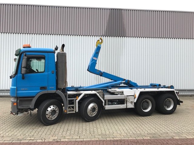 DAIMLER-BENZ Actros