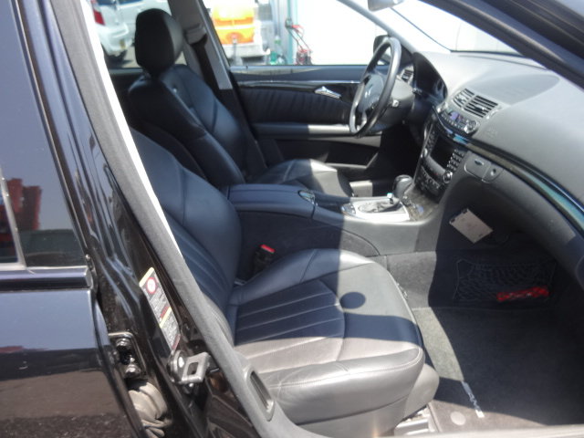 MERCEDES-BENZ E 55 AMG