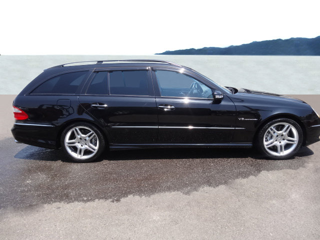 MERCEDES-BENZ E 55 AMG