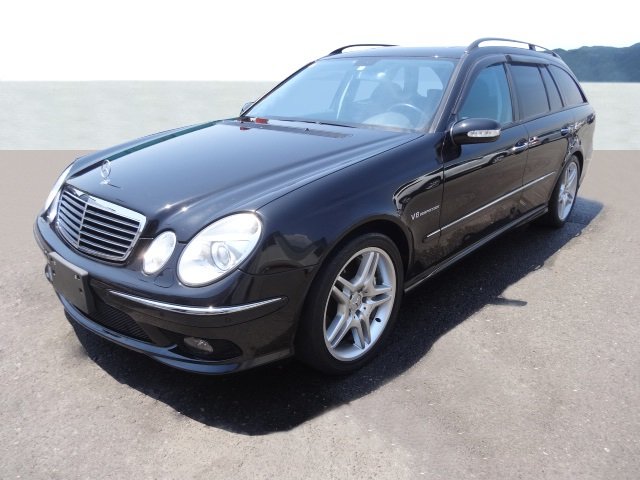 MERCEDES-BENZ E 55 AMG