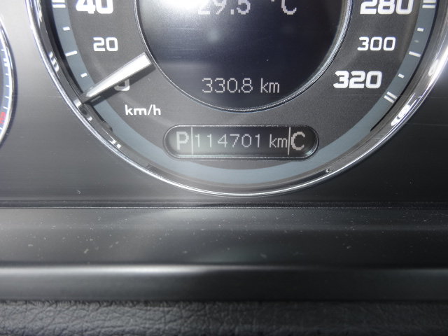 MERCEDES-BENZ E 63 AMG