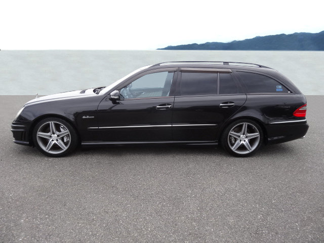 MERCEDES-BENZ E 63 AMG