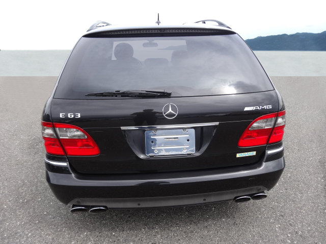 MERCEDES-BENZ E 63 AMG