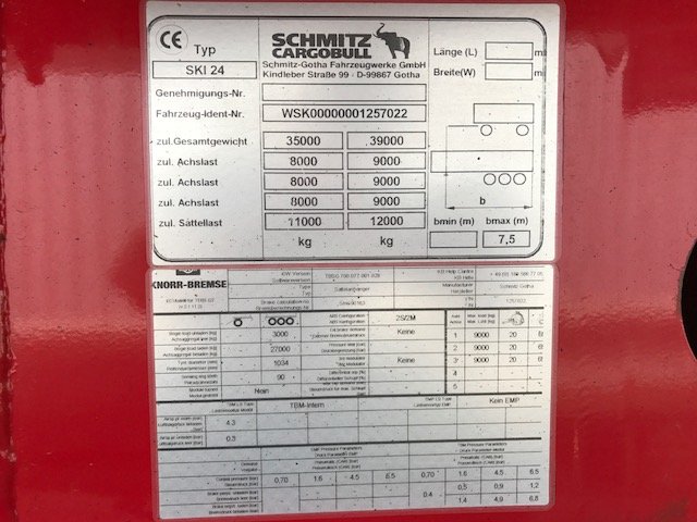 SCHMITZ SKI