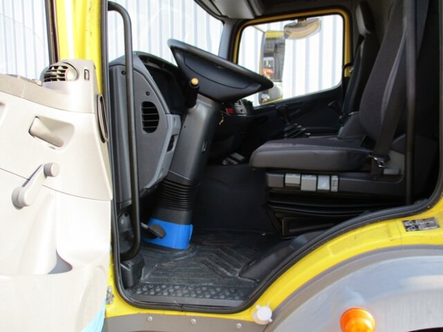 DAIMLER-BENZ Atego